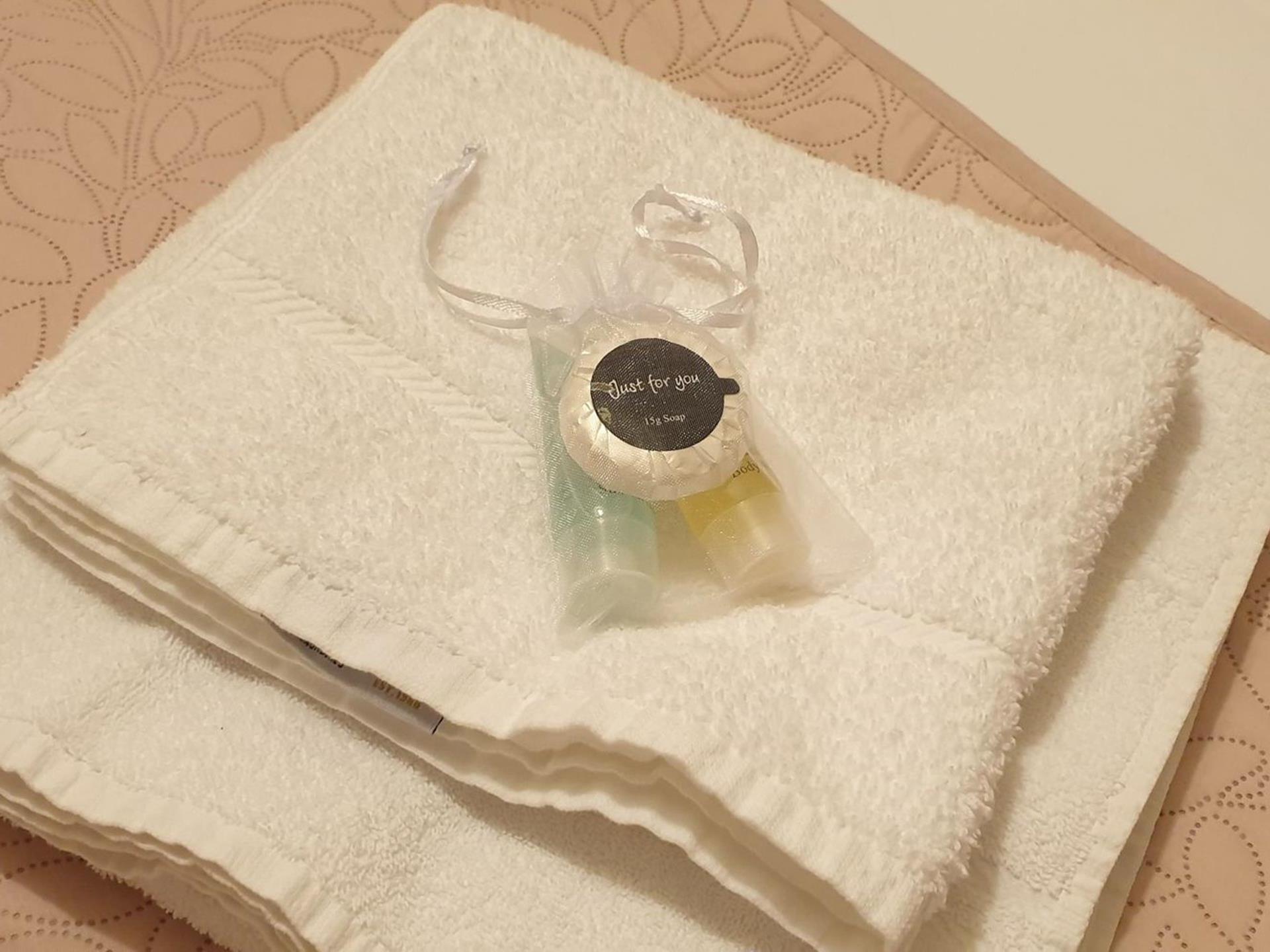 Little luxuries in all our en-suite rooms