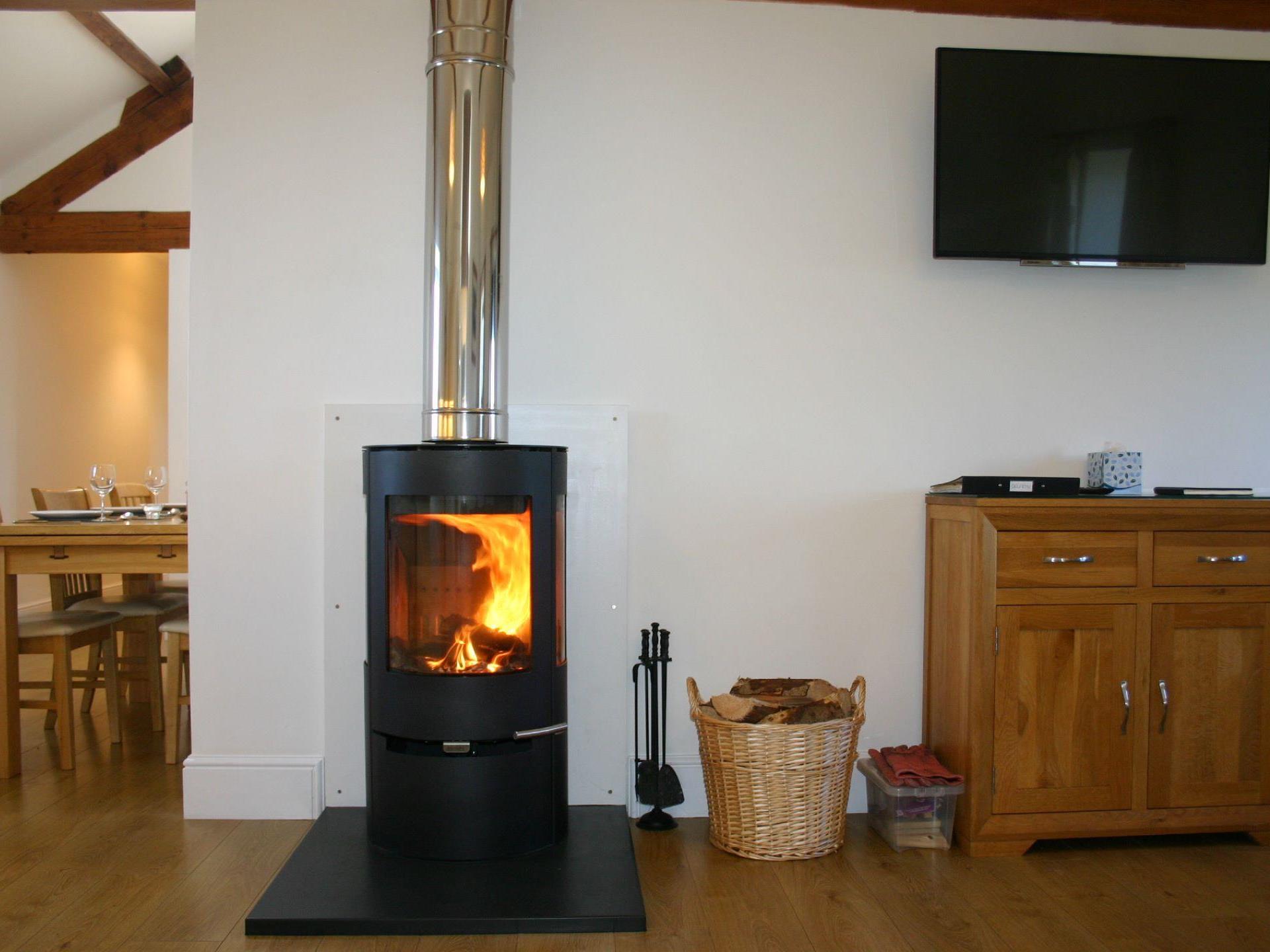 Wood burning stove