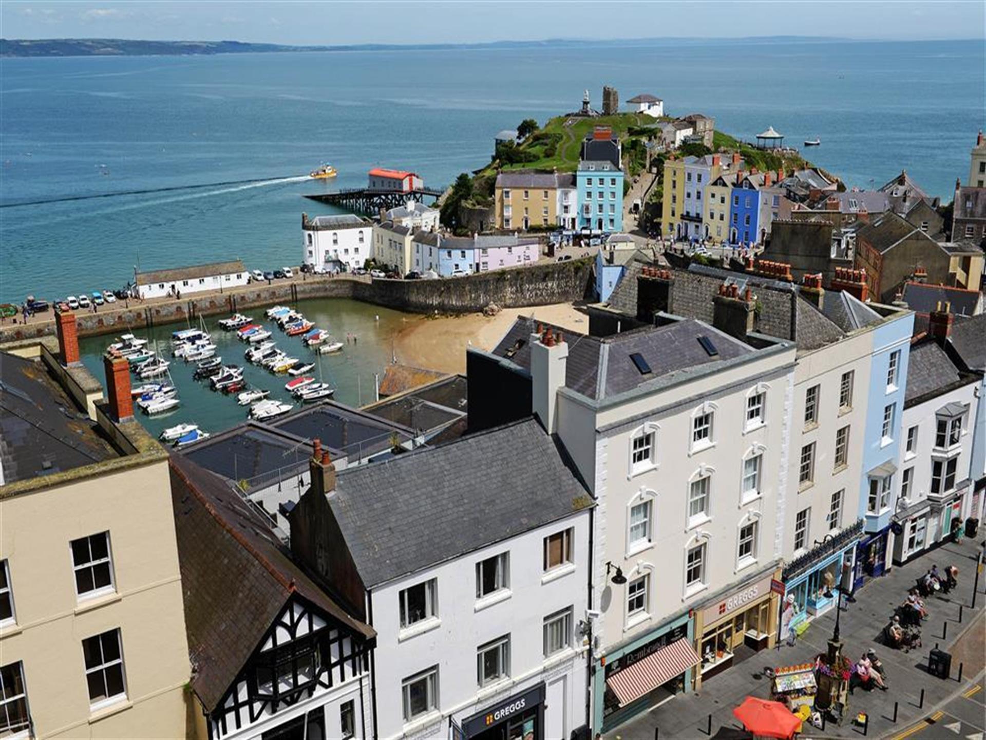 Tenby town fro St Marys Church tower 2