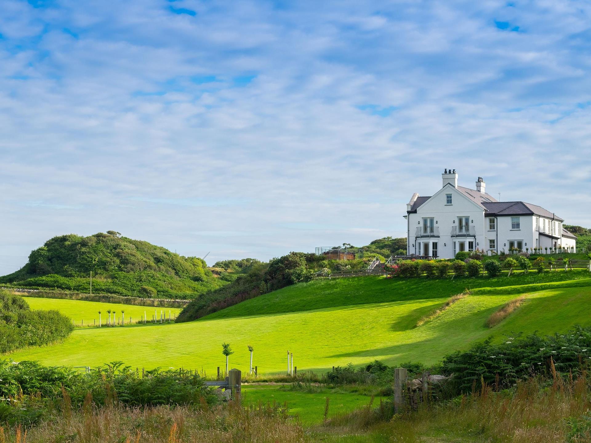 Llanlliana House & gardens