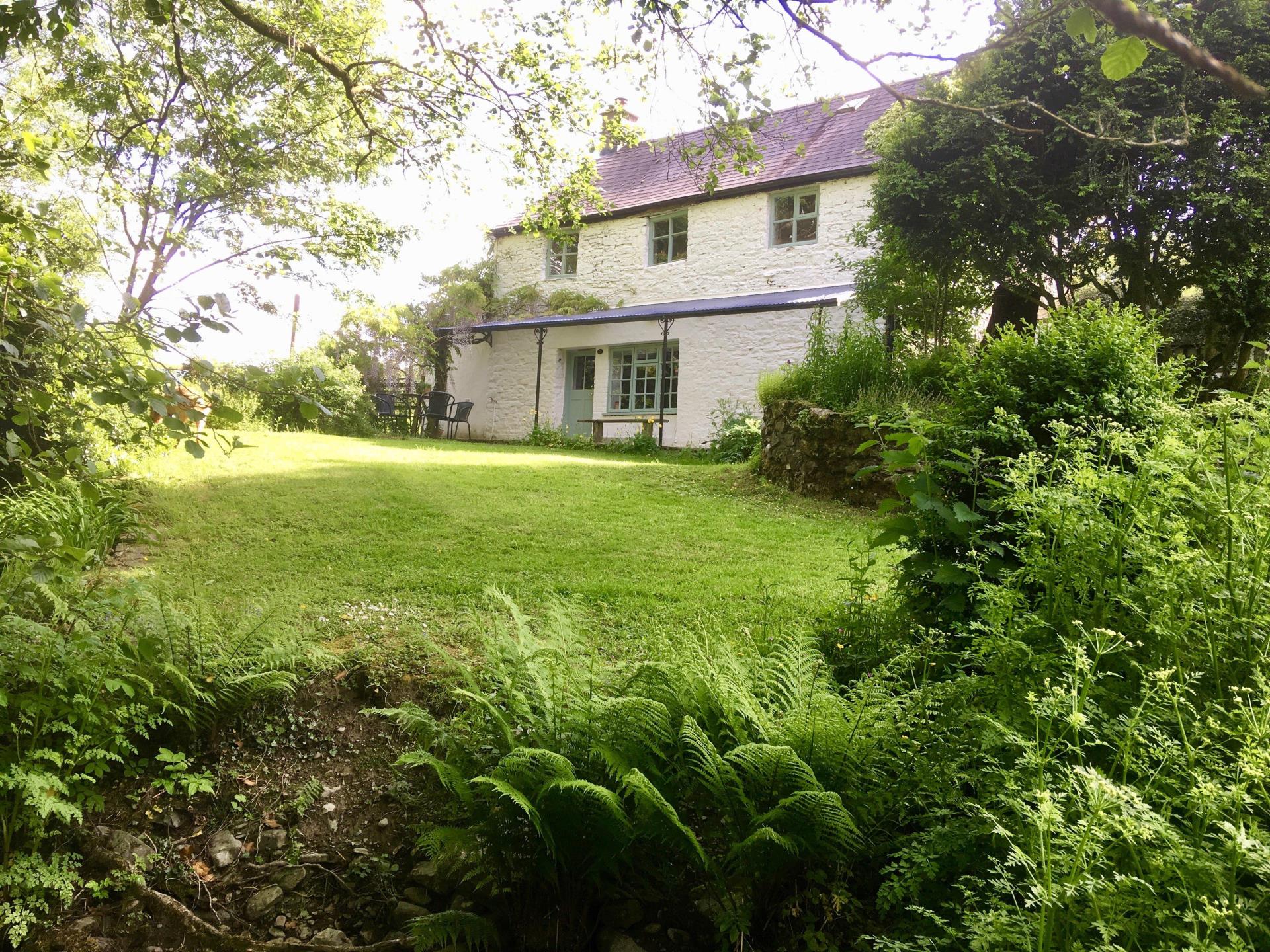 Fairytale streamside cottage with large garden