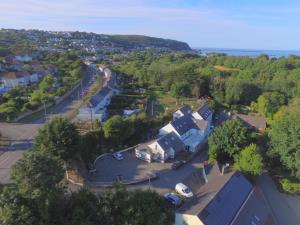 14 bedroom Ivybridge for group accommodation