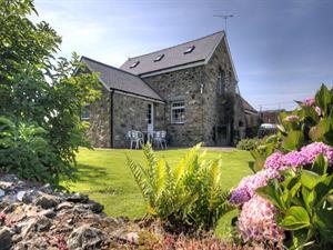 Pet friendly holiday cottage Abersoch - ext