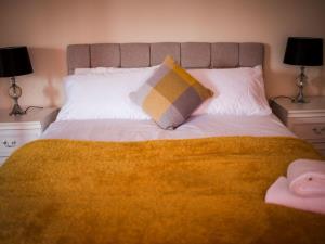 Kingsize Bed