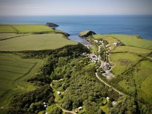 Sheltered pitches just yards from the sea