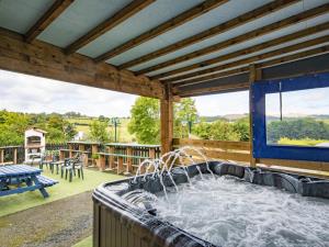 Welsh Row House Hot Tub with views