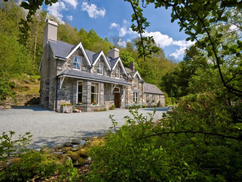 Pengwern Country House | VisitWales