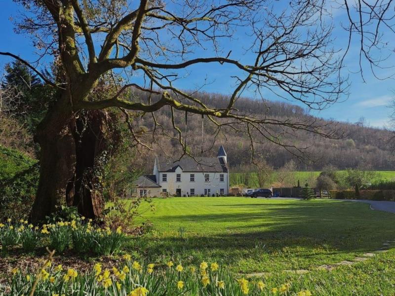 Glangwili Mansion Luxury Bed & Breakfast VisitWales