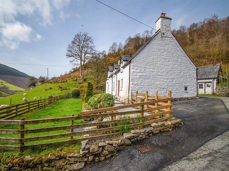 Maes Glas VisitWales