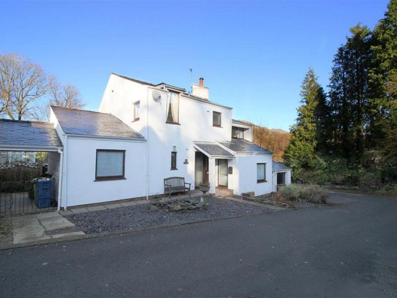 31 Oberon Wood VisitWales