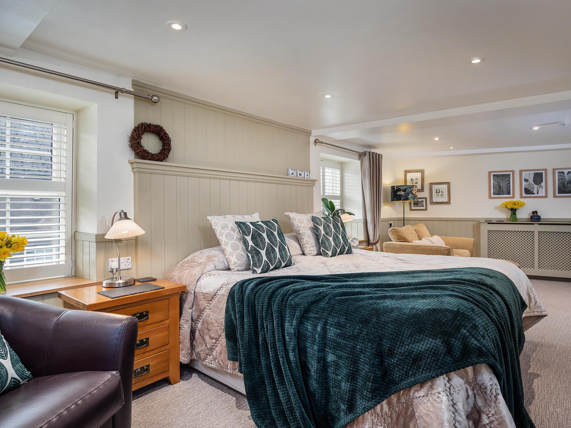 Mini Suite "Brychan" room 2